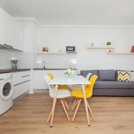 Flateli Providencia Apartment *